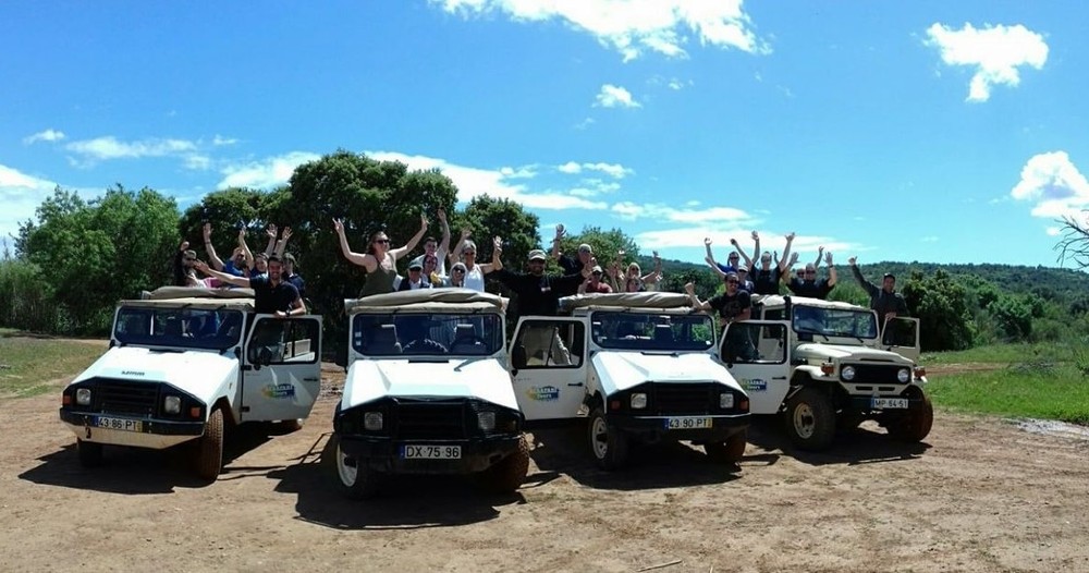 Safari de Jeep ​​de meio dia no Algarve